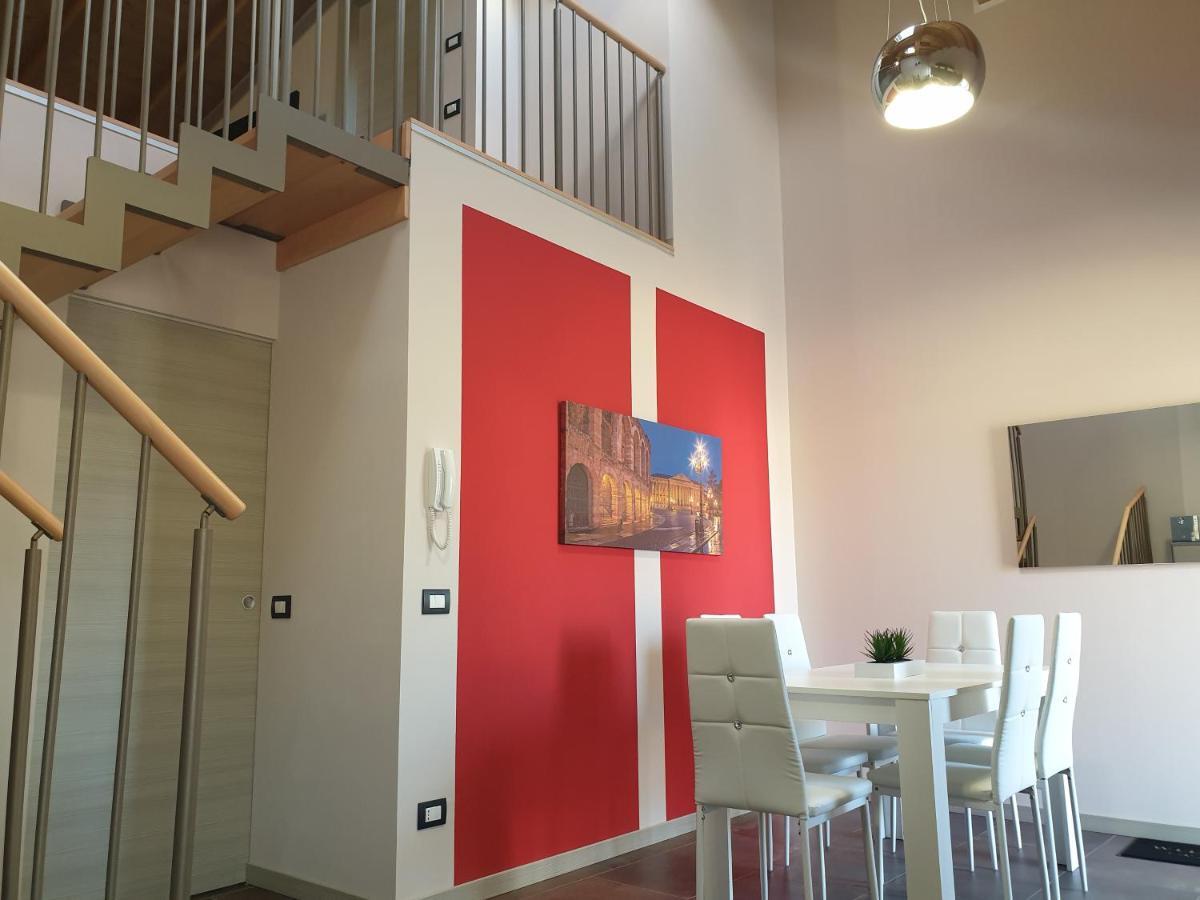 ורונה Dimora Rosso San Zeno - Wifi Veloce E Adatto Per Famiglie מראה חיצוני תמונה