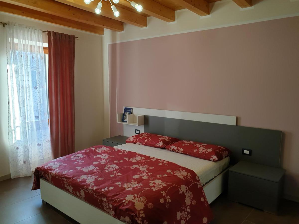 ורונה Dimora Rosso San Zeno - Wifi Veloce E Adatto Per Famiglie מראה חיצוני תמונה