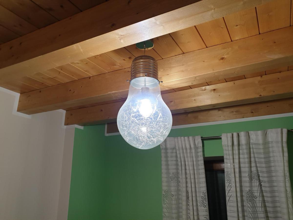 ורונה Dimora Rosso San Zeno - Wifi Veloce E Adatto Per Famiglie מראה חיצוני תמונה